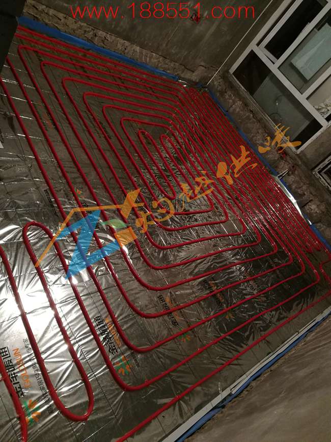 主卧室地暖 主卧室地暖